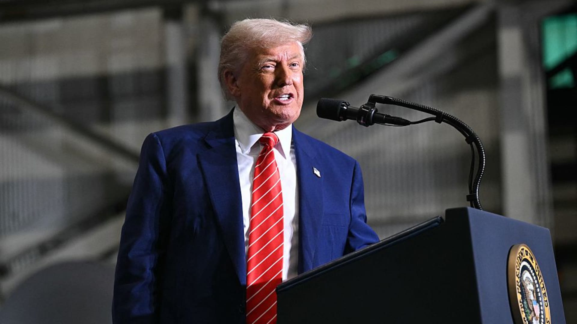 Trump announces travel ban affecting a dozen countries set to go into effect Monday