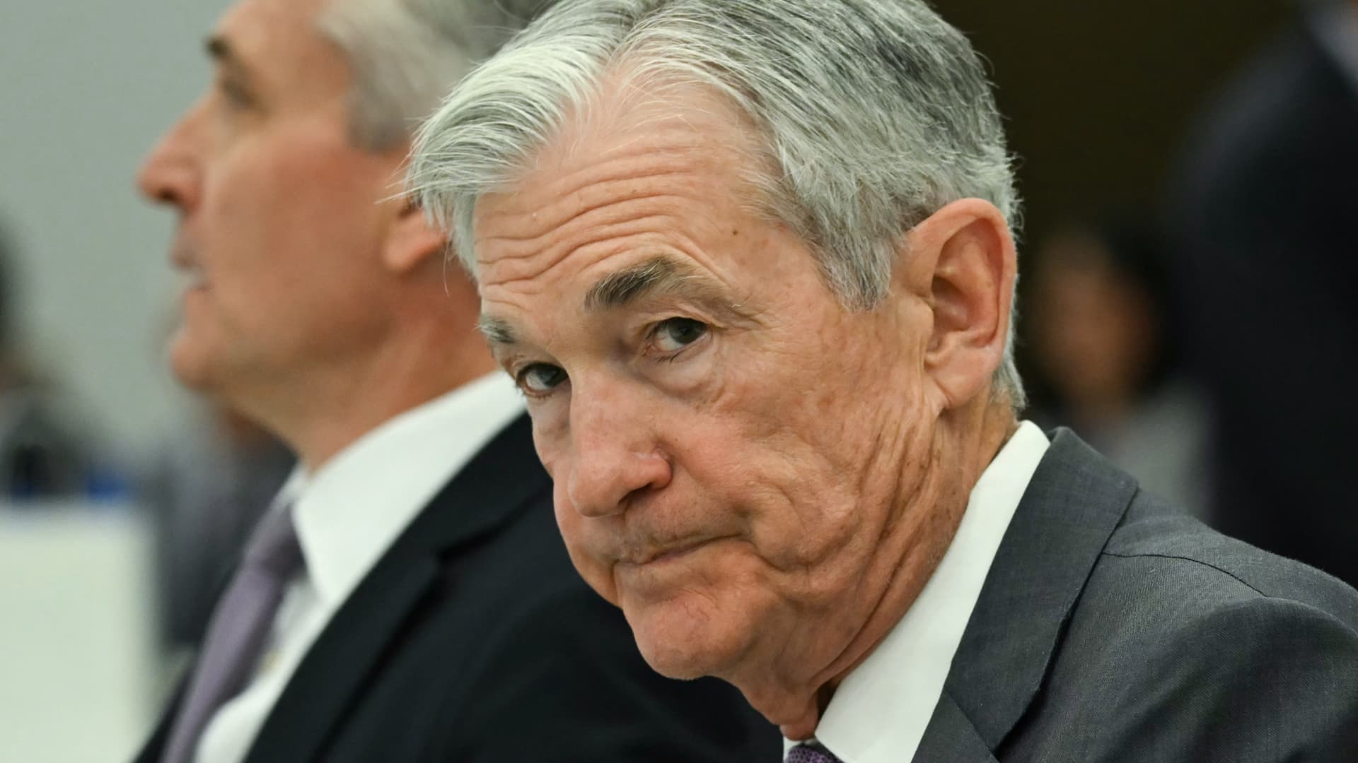 Trump calls Fed chief Powell 'numbskull' as he urges interest rate cut