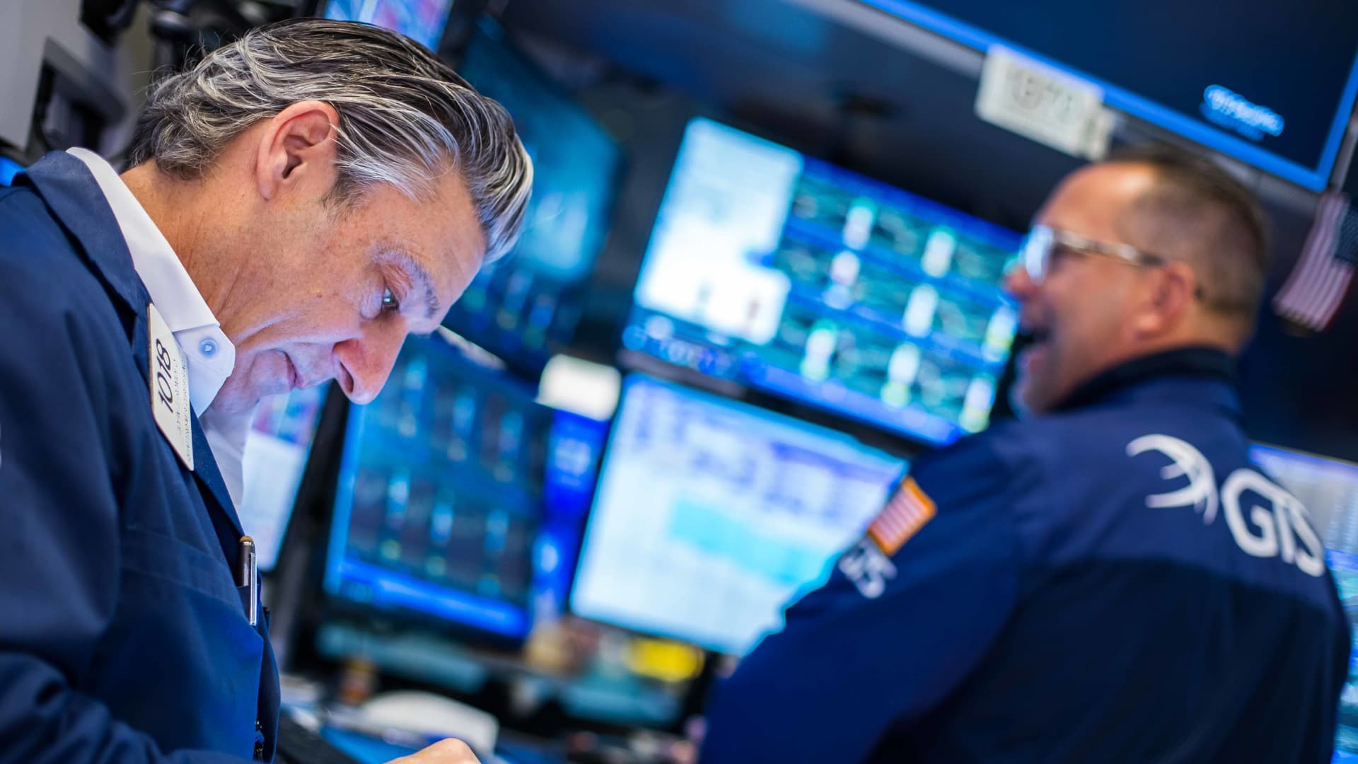 Health care stocks are due for a turnaround after a historically bad month, according to the charts