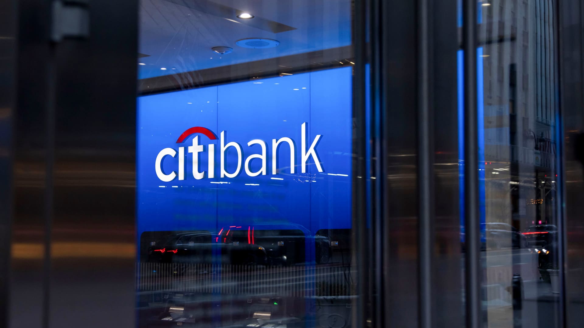 Citigroup lifts banking curbs on gun makers and sellers