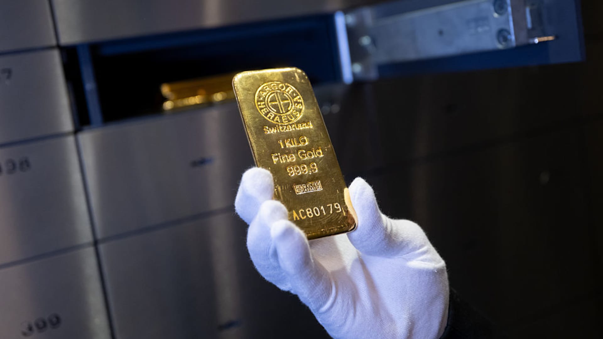Gold's furious rally has cooled off, but these strategists say it's just a breather