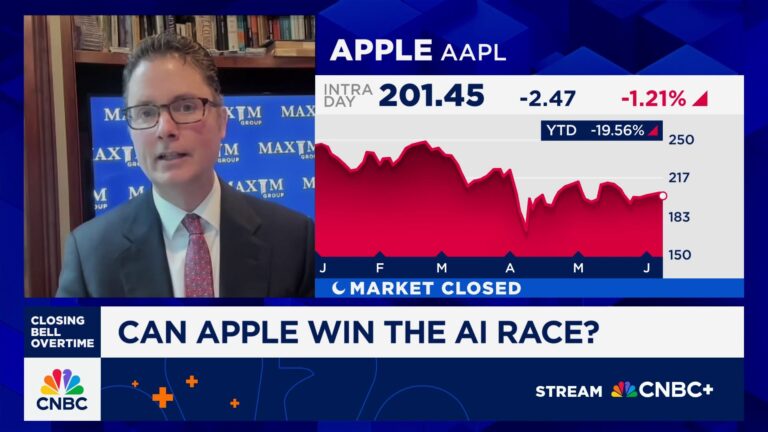 Little information from Apple on Siri AI upgrade 'disappointing', says Maxim's Tom Forte