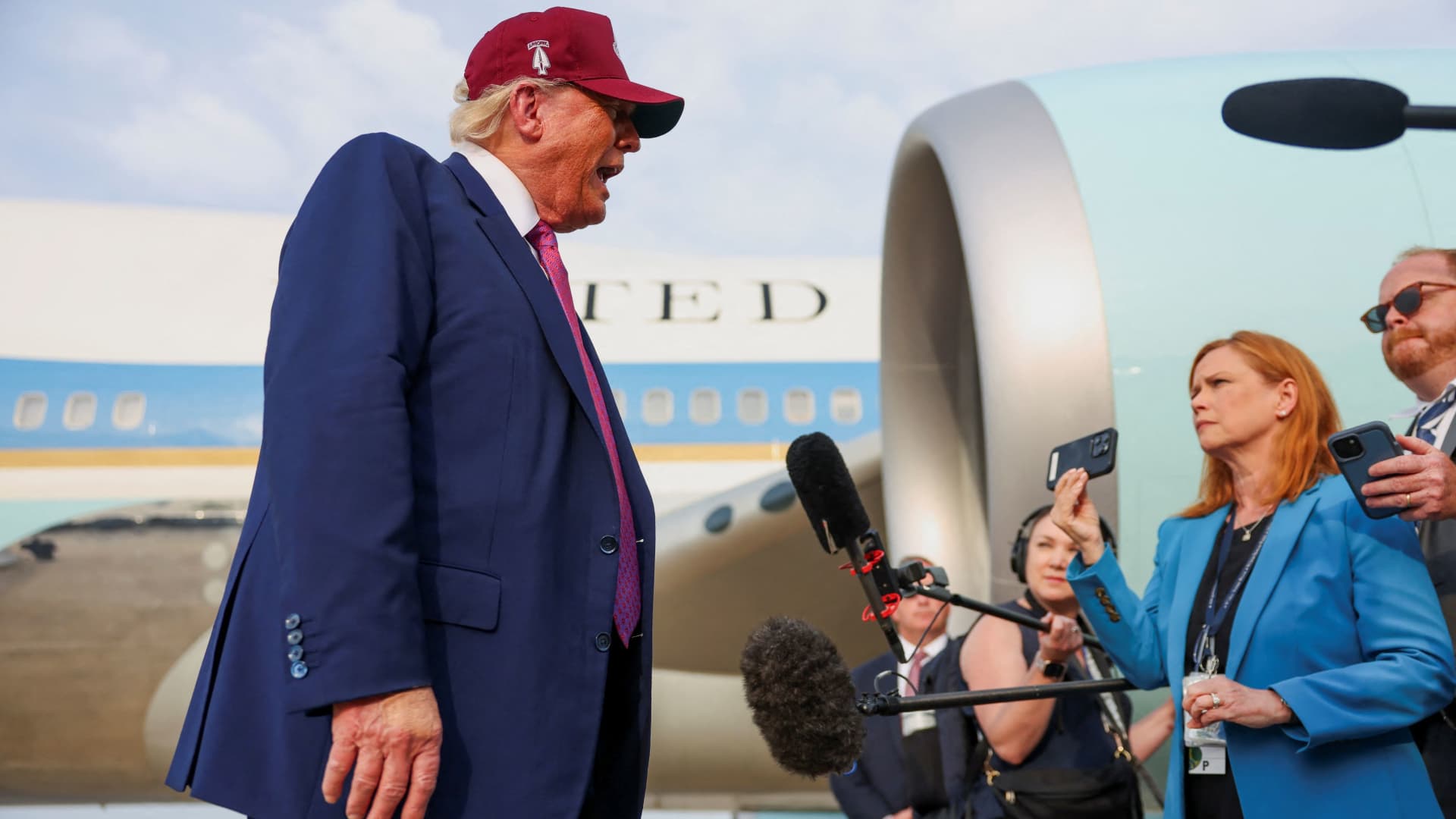 Trump tariffs may remain in effect while appeals proceed, U.S. appeals court rules