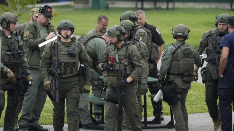 Manhunt for suspect in shootings of Minnesota lawmakers continues for second day