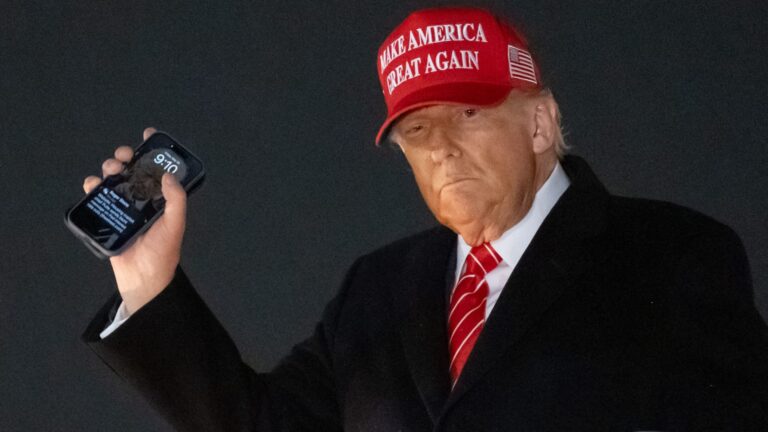 Trump Organization announces mobile plan, $499 smartphone