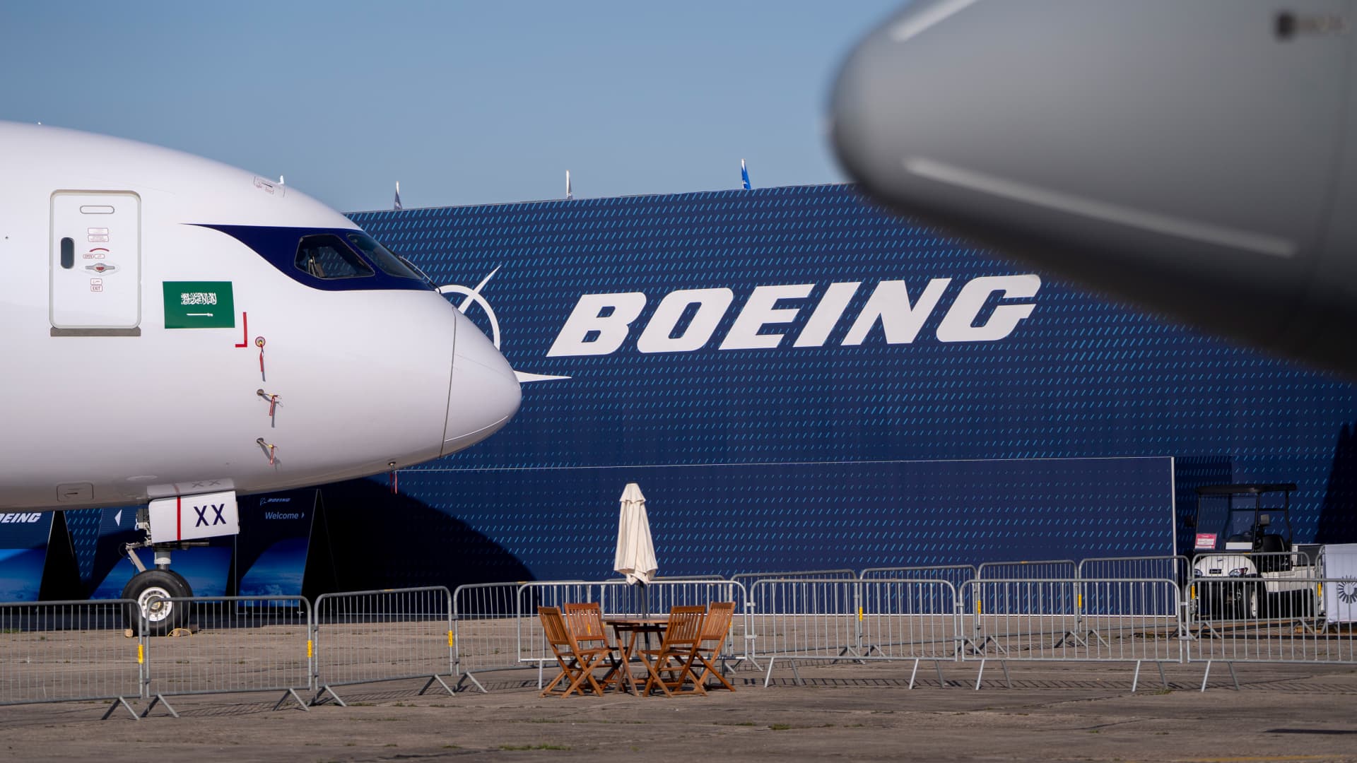 Systemic failures led to a door plug flying off a Boeing 737 Max, NTSB says