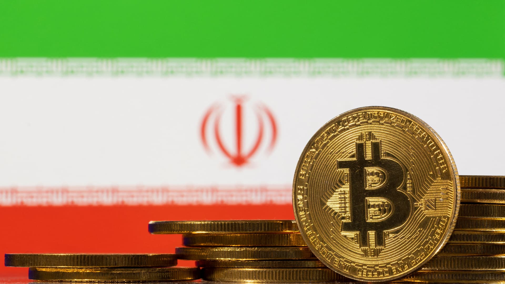 Bitcoin price rises as Israel-Iran ceasefire begins, and Senate unveils major crypto bill