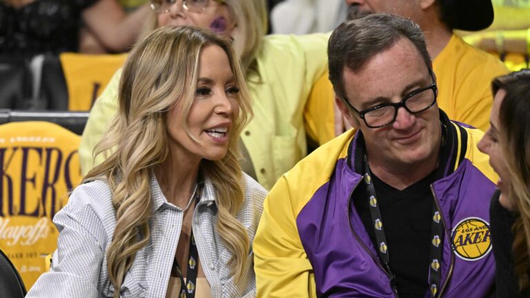 Los Angeles Lakers owners sell majority stake in the team at $10 billion valuation