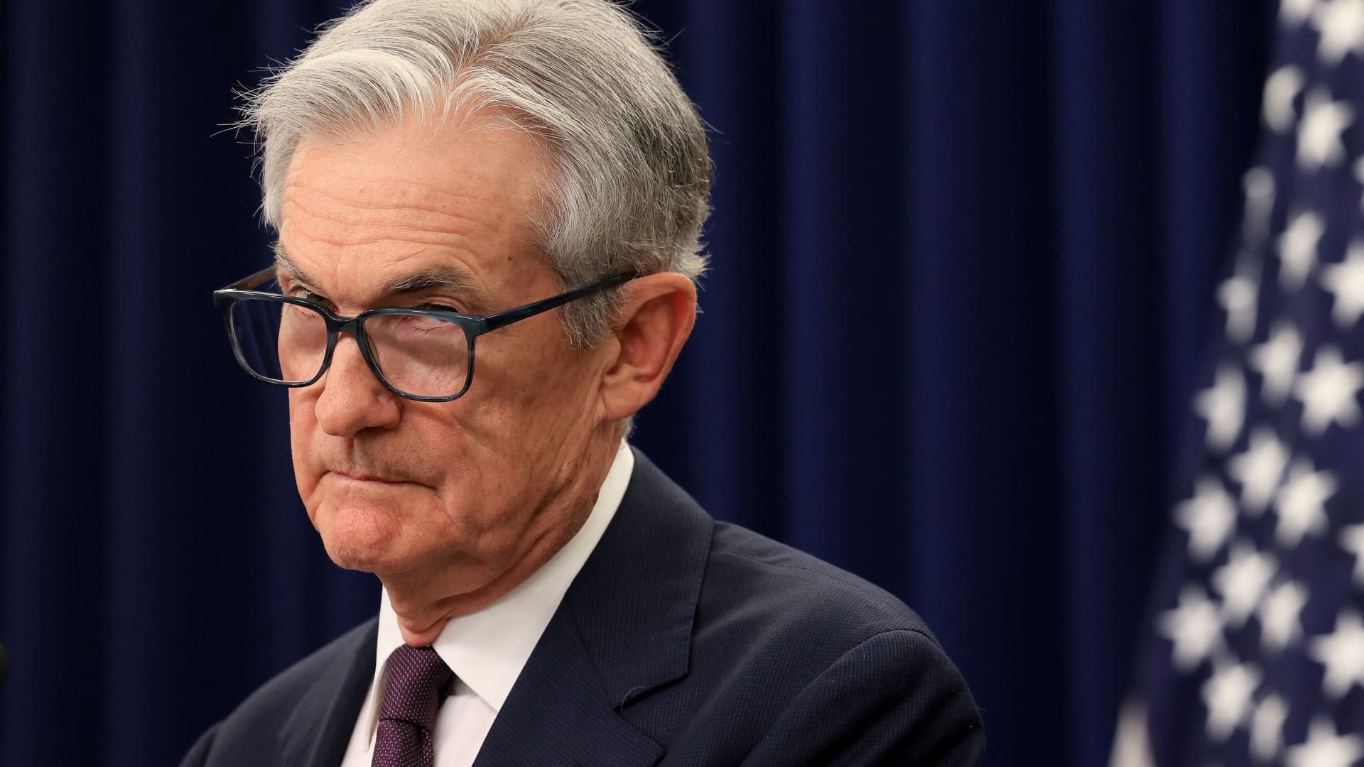 Trump rips into 'too late' Jerome Powell after Fed holds rates steady