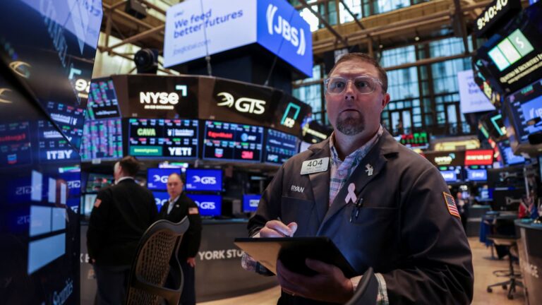 Wall Street thinks these comeback stocks can keep going as S&P 500 nears a new high