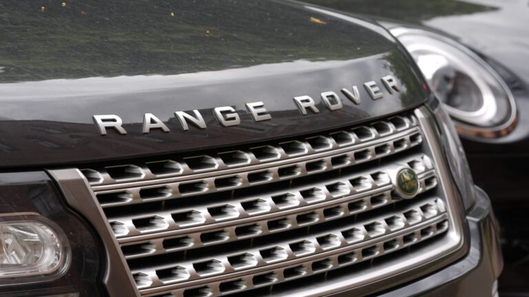 British cars are being stolen and shipped within a day, fueling a multi-billion-pound crime bill