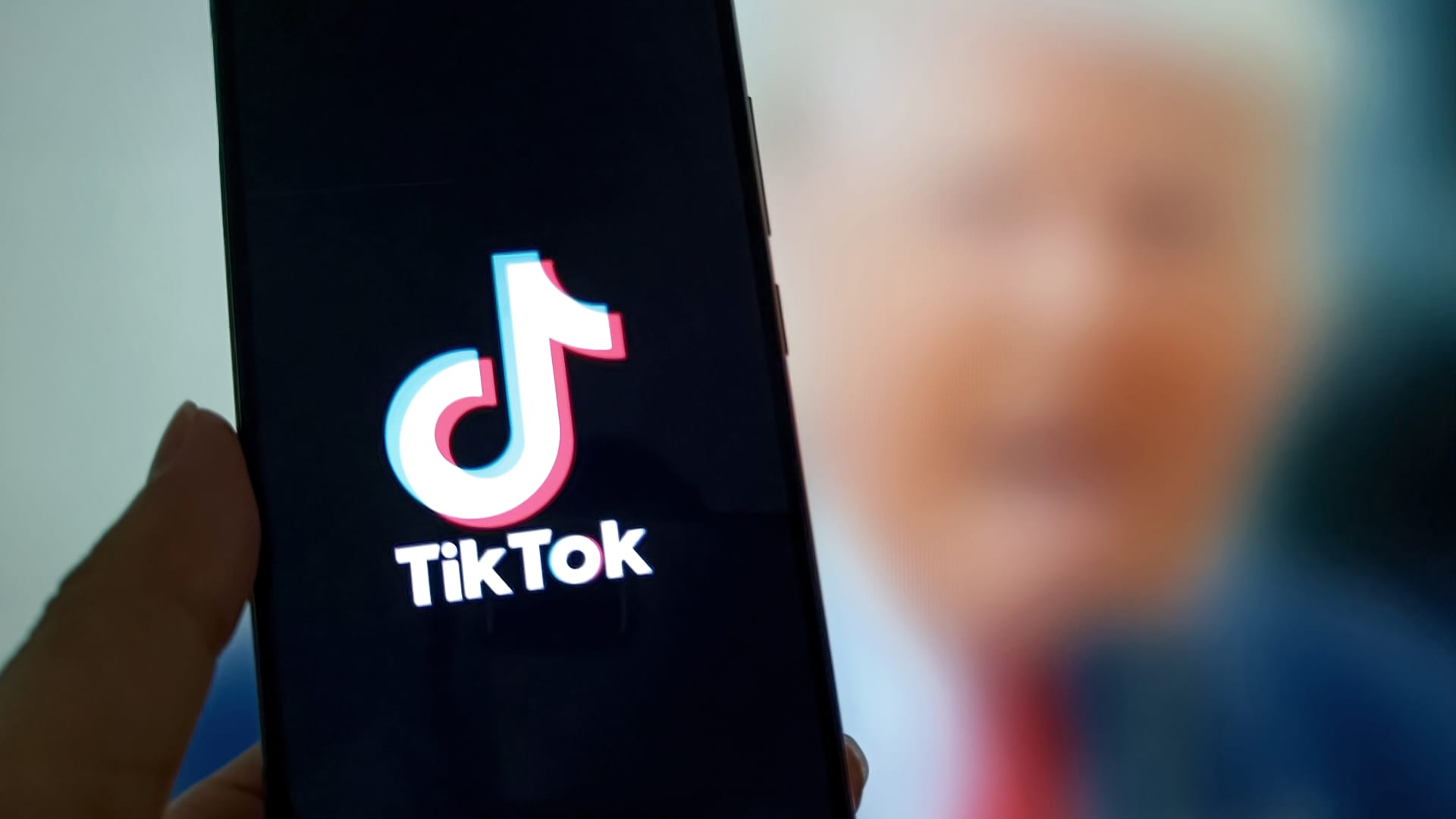 Trump says he has group of ‘very wealthy people’ ready to buy TikTok