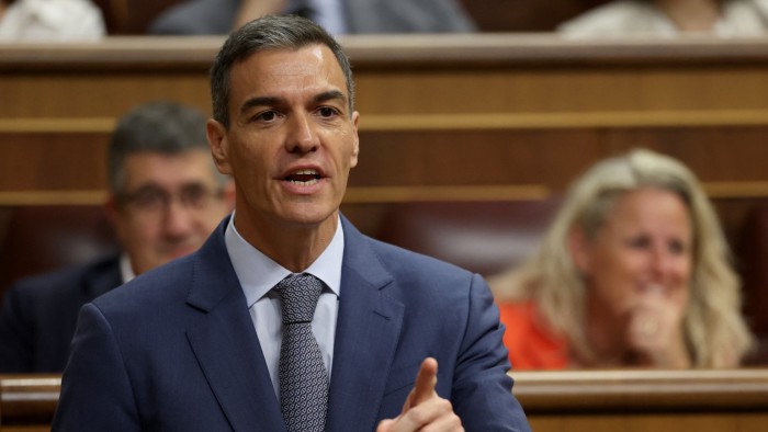 Sánchez torpedoes Nato unity on eve of crucial summit