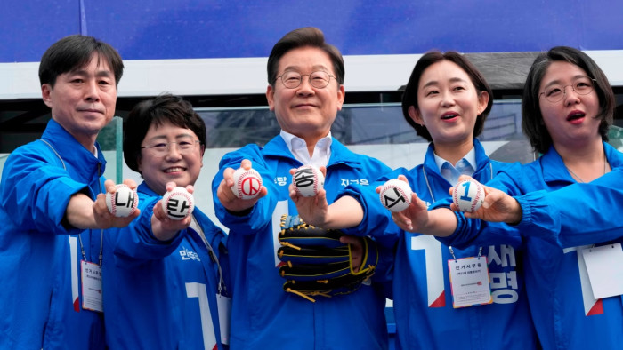 South Korea elects a president as EU rules on Bulgarian euro entry