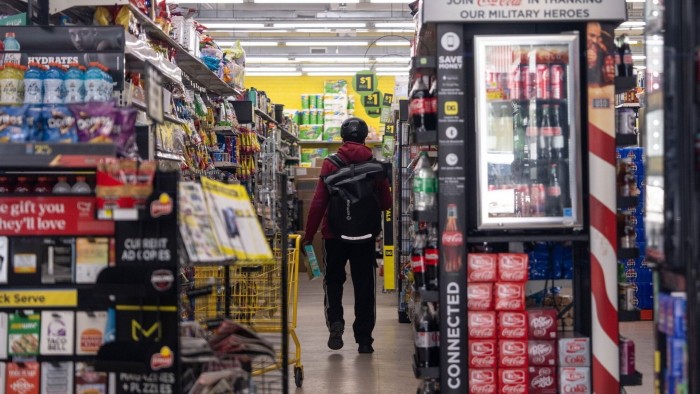 Wealthier Americans flock to dollar stores as tariffs stoke consumer angst
