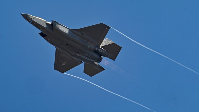 Europe should not go it alone on defence