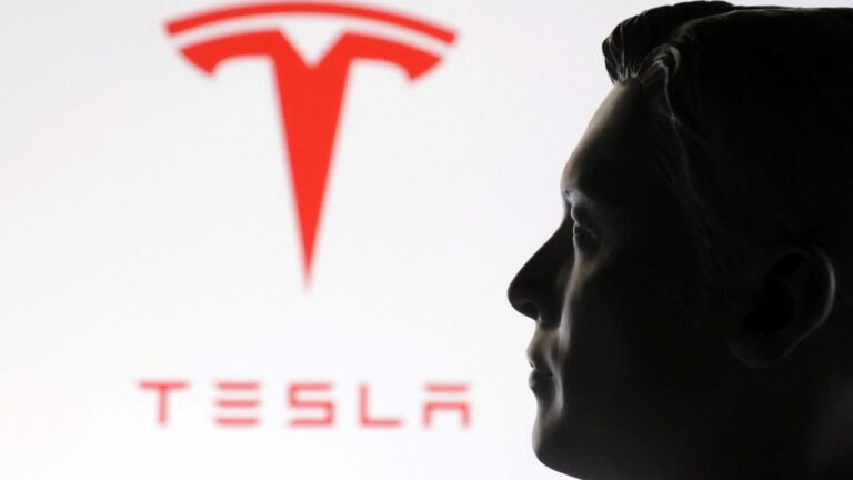 Here are Wednesday's biggest analyst calls: Apple, Tesla, Broadcom, Meta, Wingstop, MongoDB, Caterpillar & more