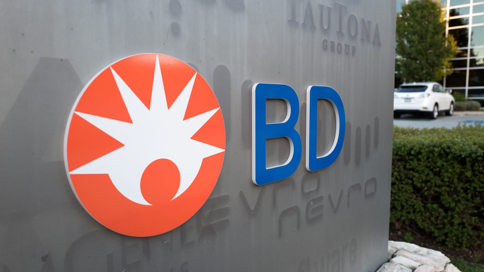 Waters to buy Becton Dickinson unit in a $17.5 billion deal amid tariff pressures