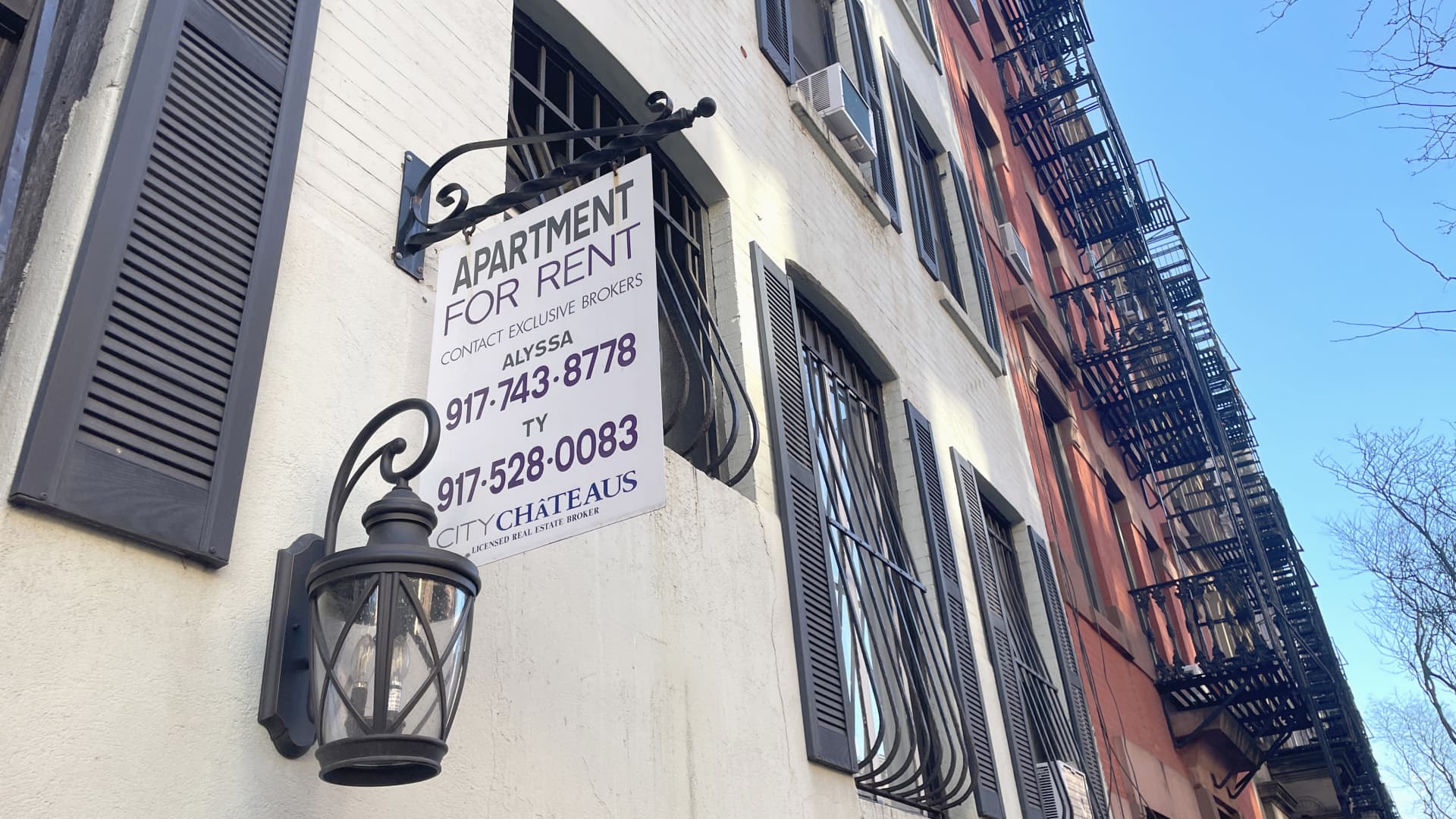 Apartment rents drop in July as vacancies move to multi-year high