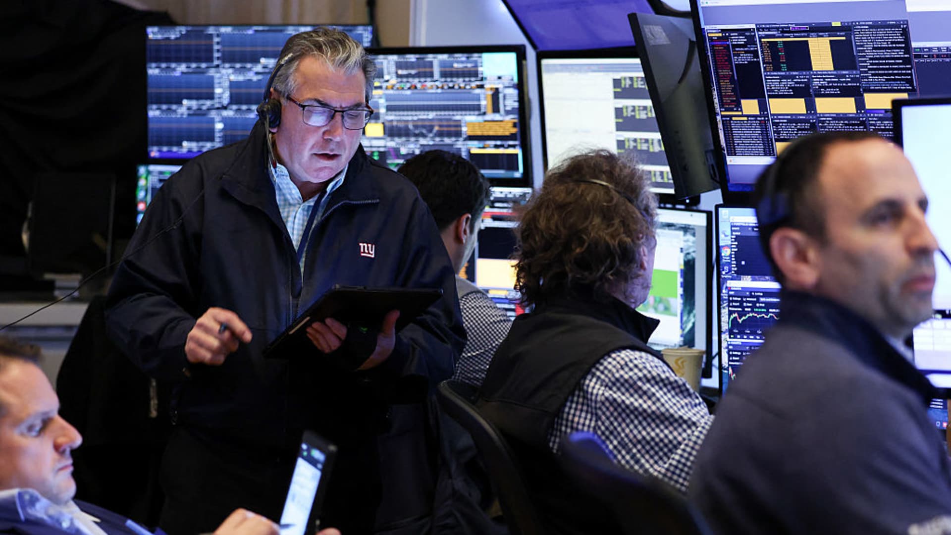 Wall Street analysts say regional bank stocks could close the gap with their large cap peers