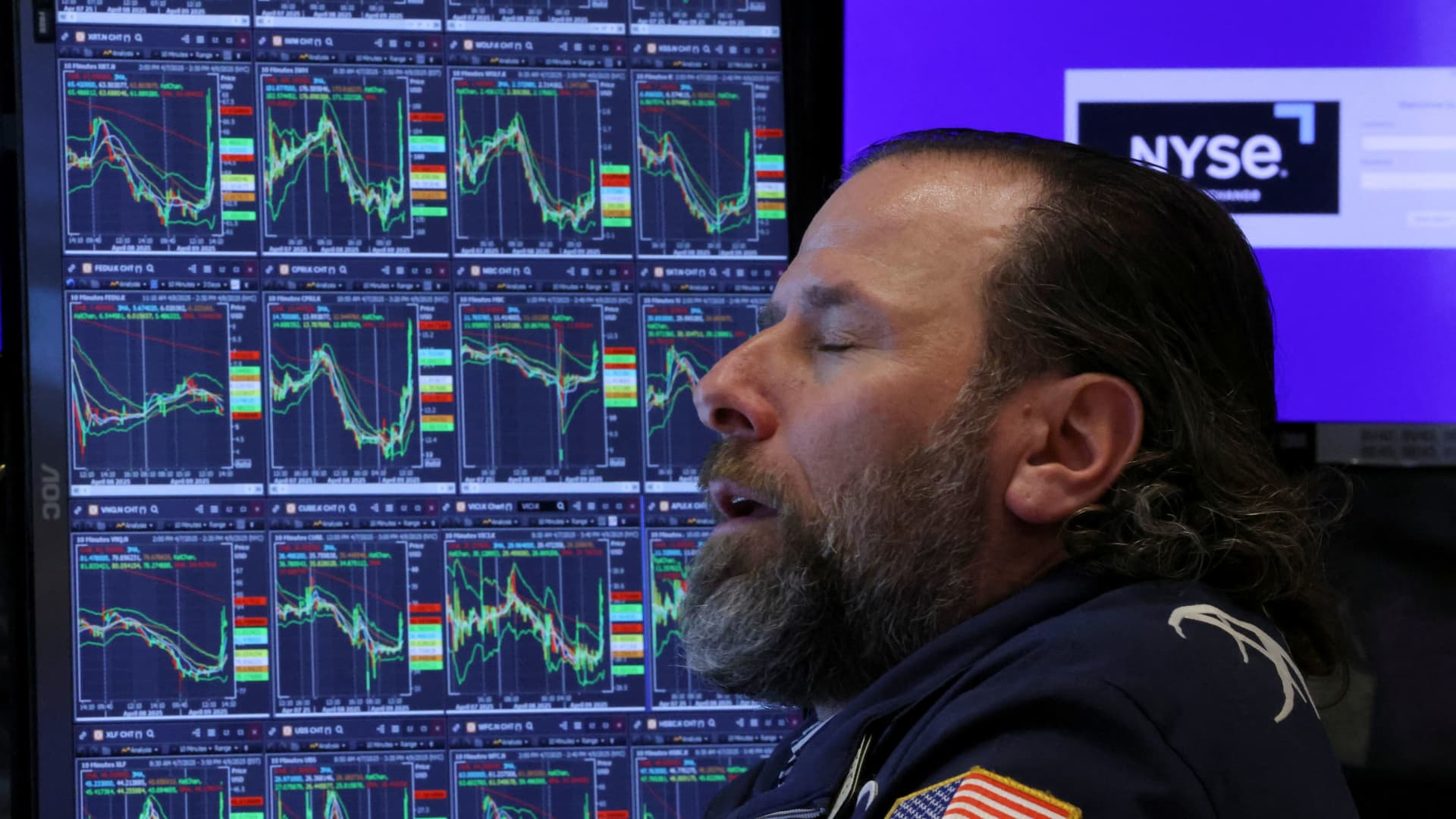 A stock you likely never heard of set to ride the AI 'tidal wave,' according to Jefferies