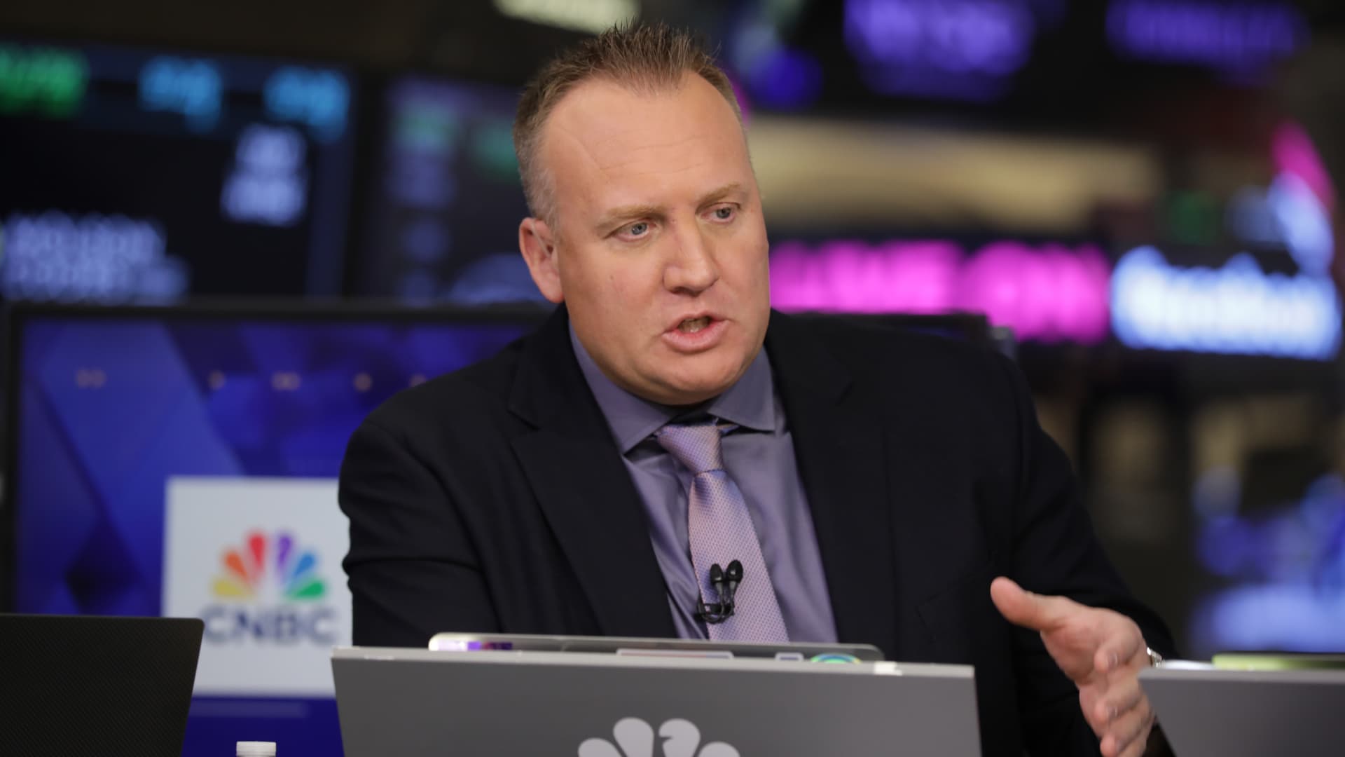 Josh Brown says you don't want this bull market to need rate cuts, Amazon could be undervalued