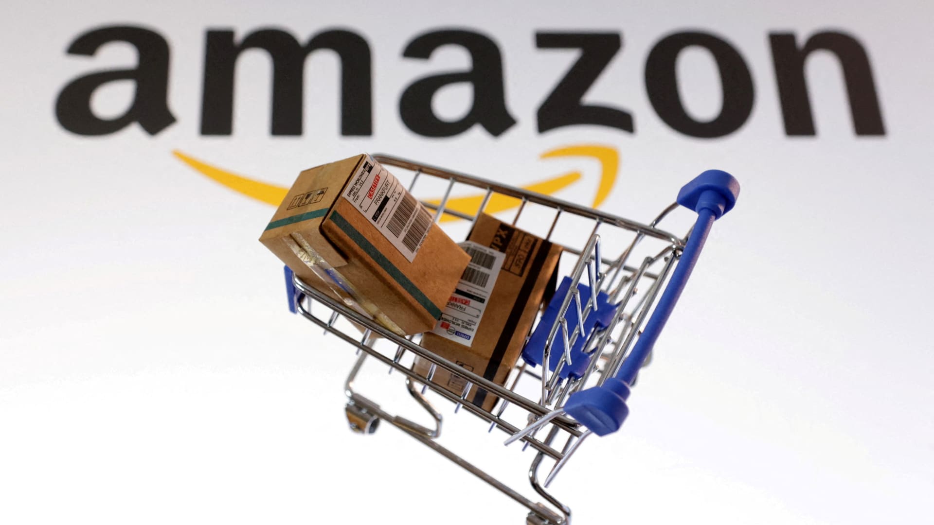 Top Wall Street analysts are pounding the table on these 3 stocks