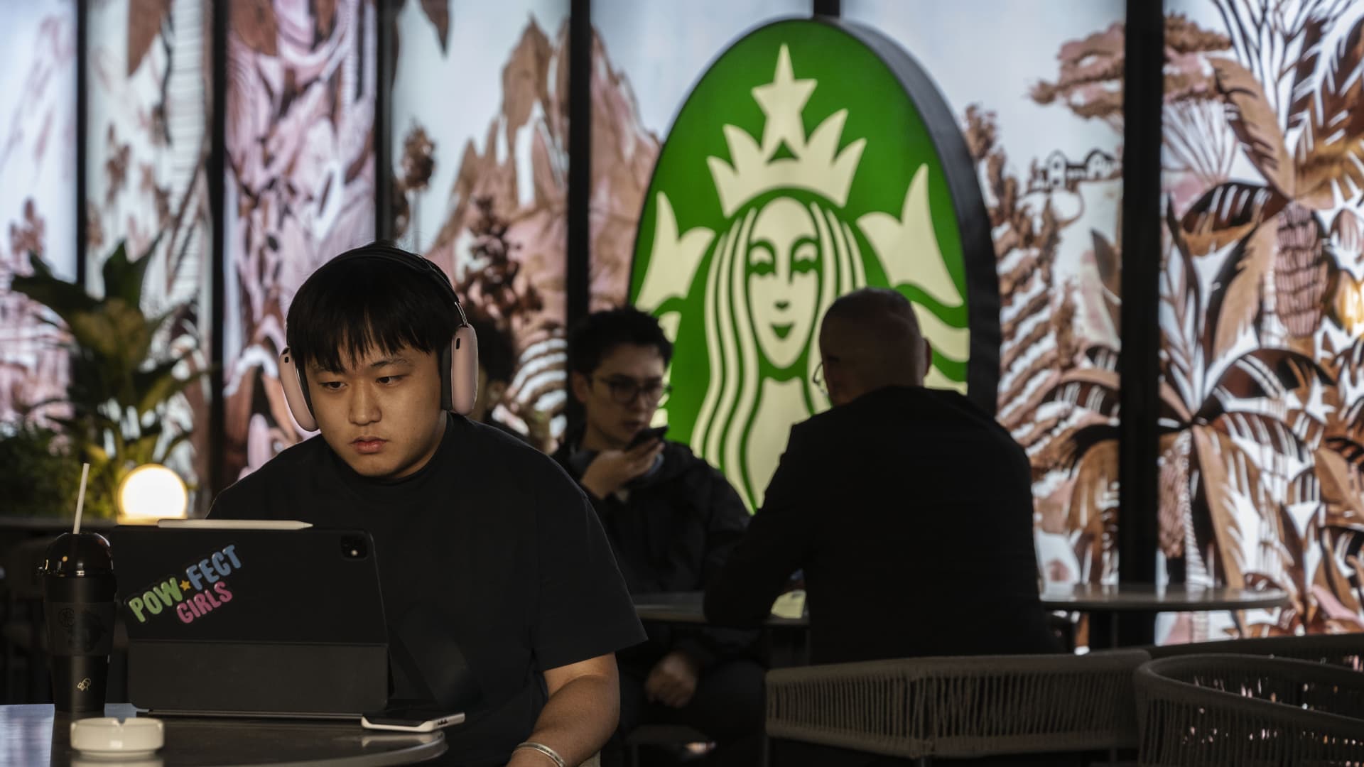 Big Tech rallies — plus, where we stand on Starbucks after China stake offers