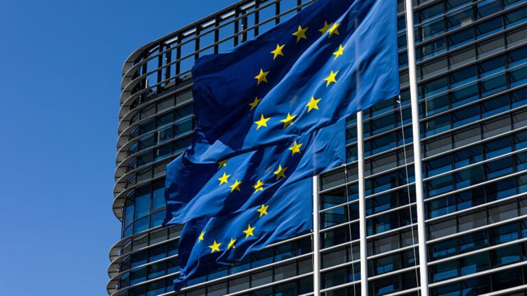 Trump announces 30% tariffs on EU and Mexico