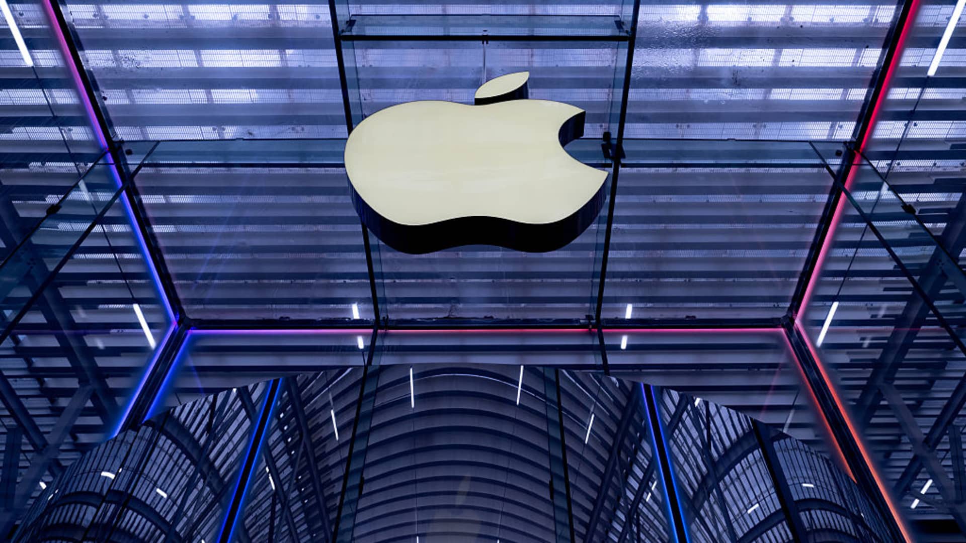 Apple earnings are coming out postmarket Thursday. Here’s what top analysts expect