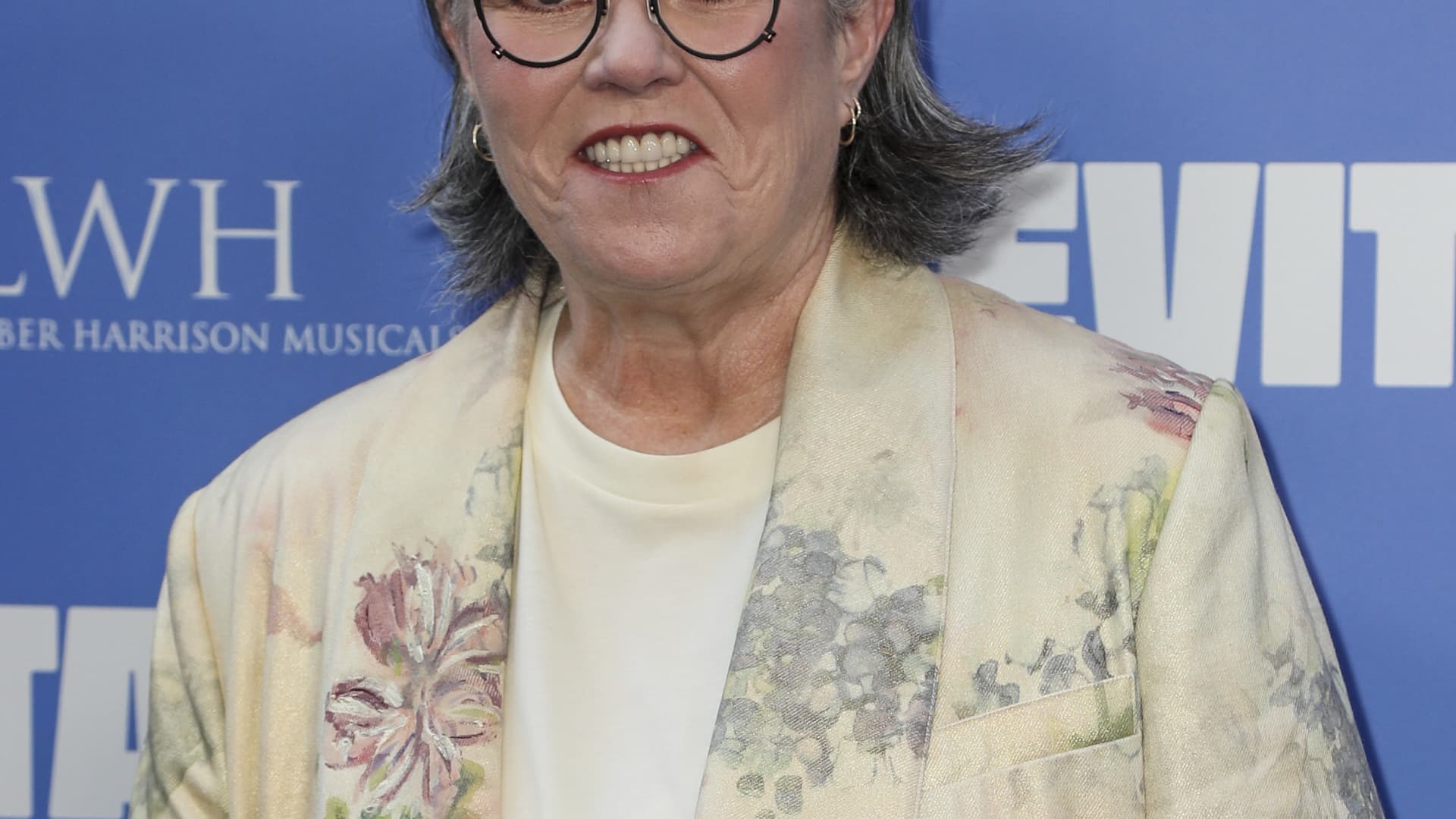 Trump threatens to revoke comedian Rosie O’Donnell's citizenship