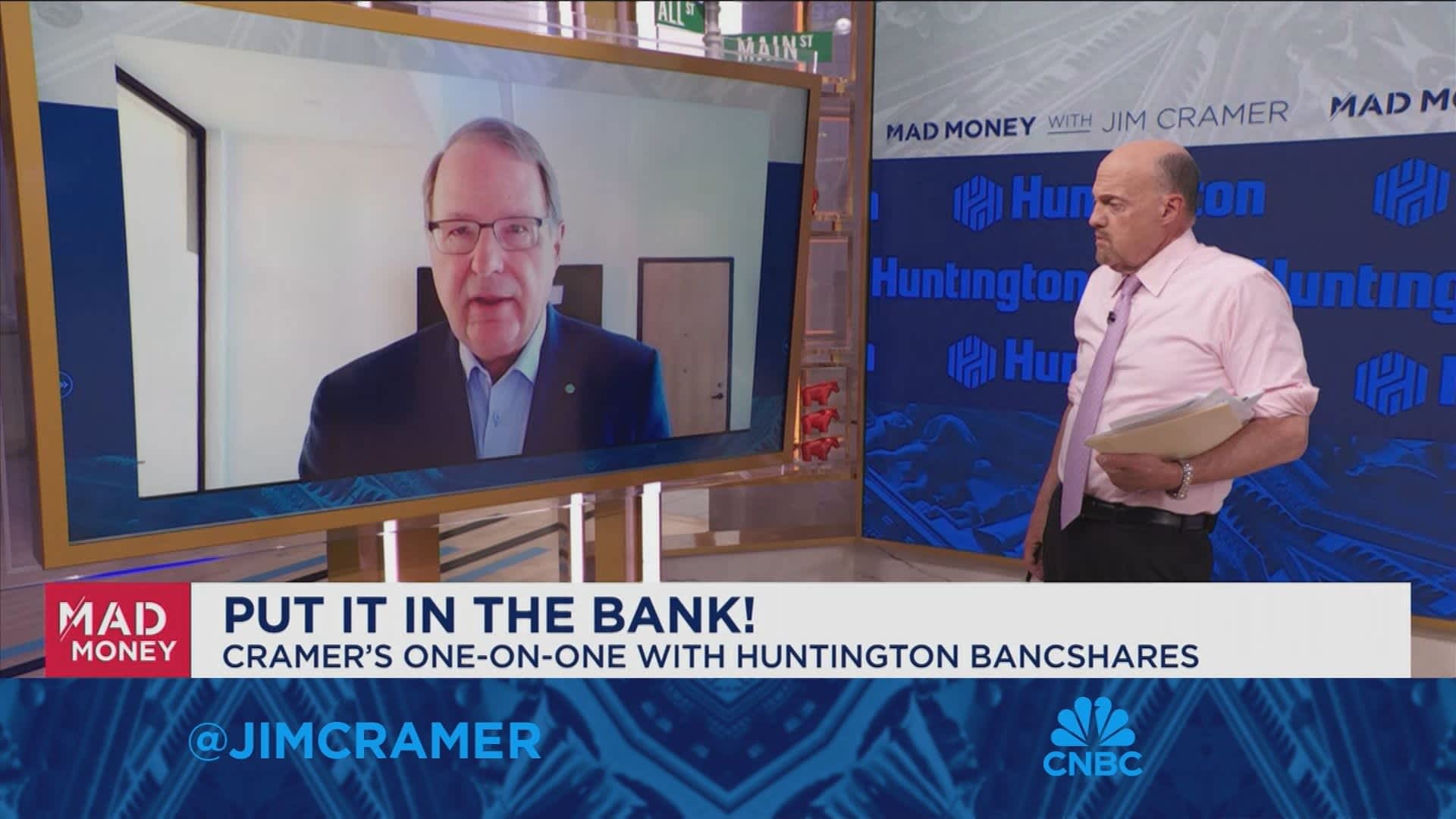 The underlying economy is in good shape, says Huntington Bancshares CEO Steve Steinour