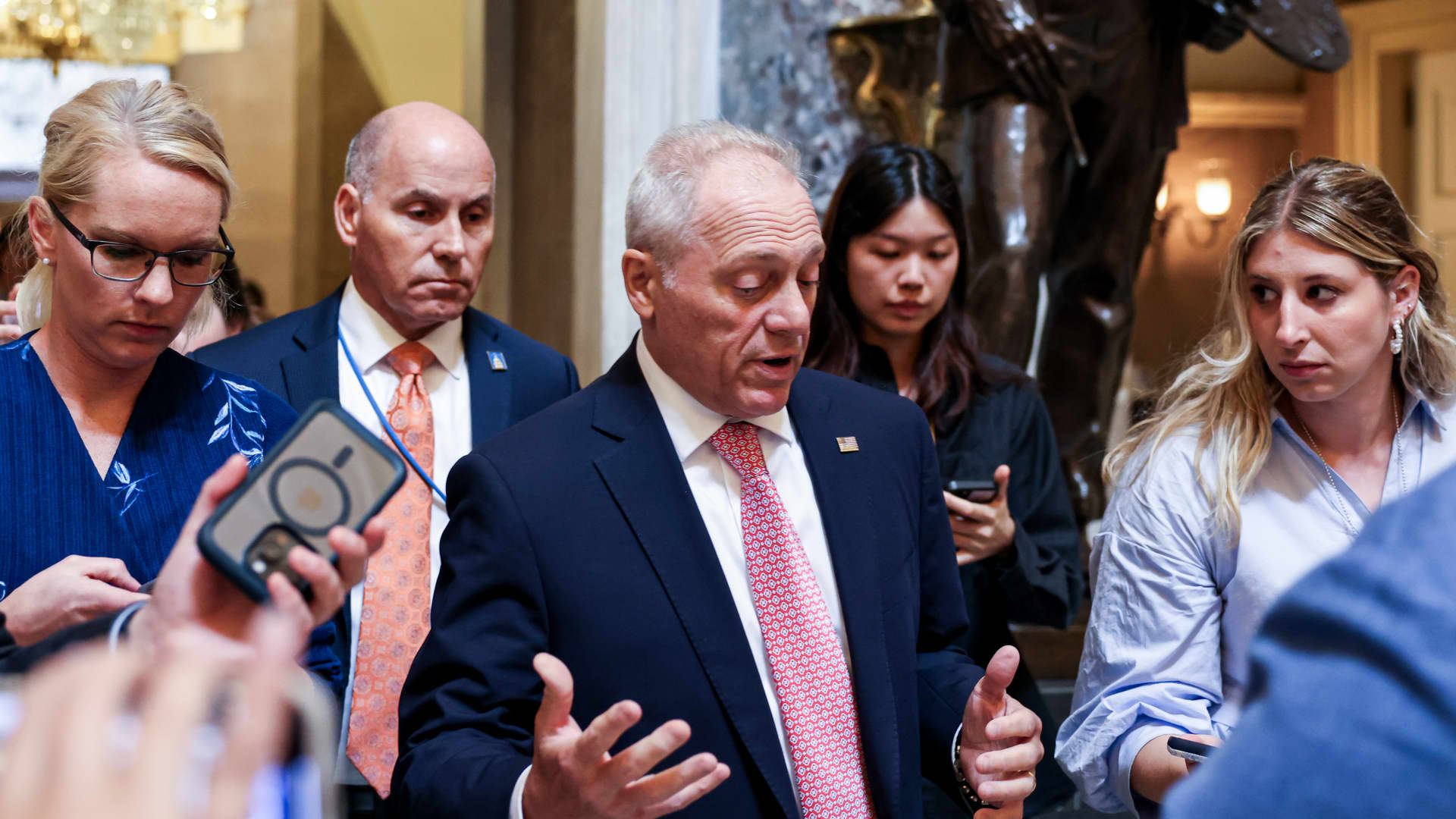 Crypto regulation stumbles in Congress for a second day