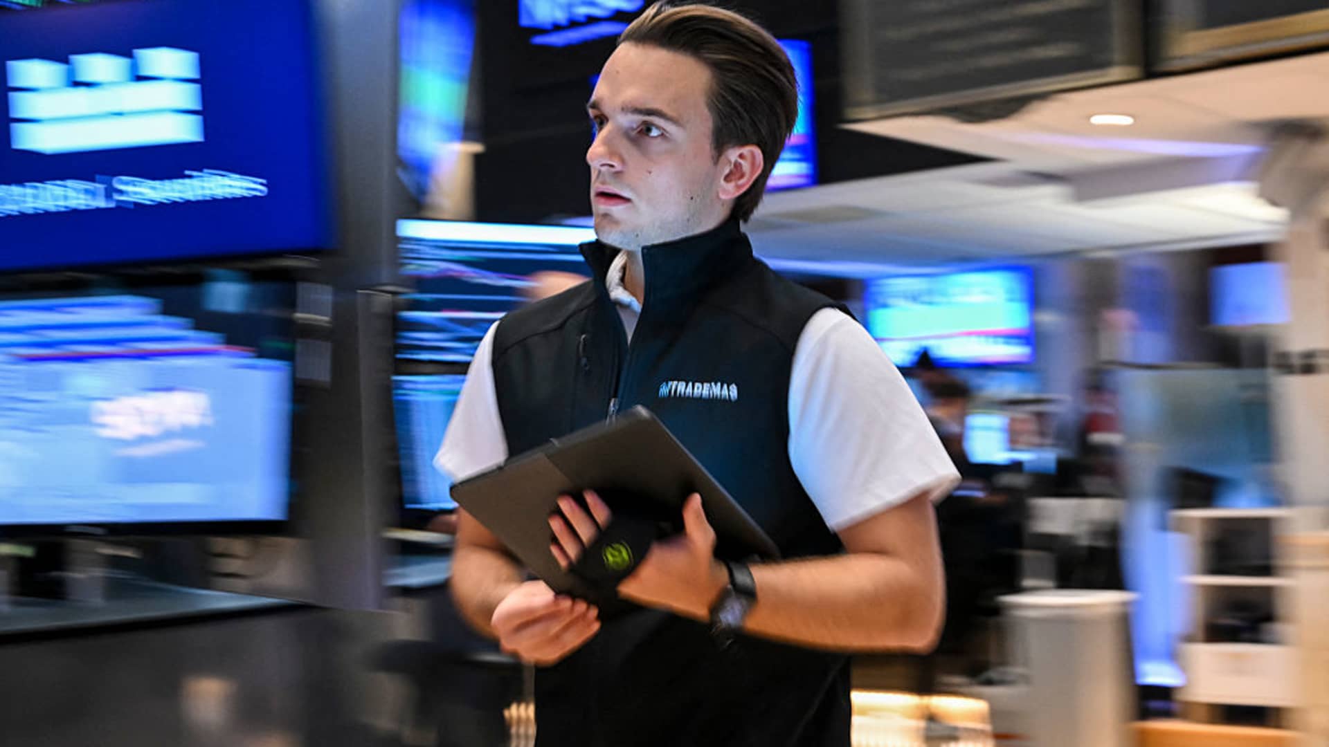 Forget tariffs. It's all about earnings this week on Wall Street