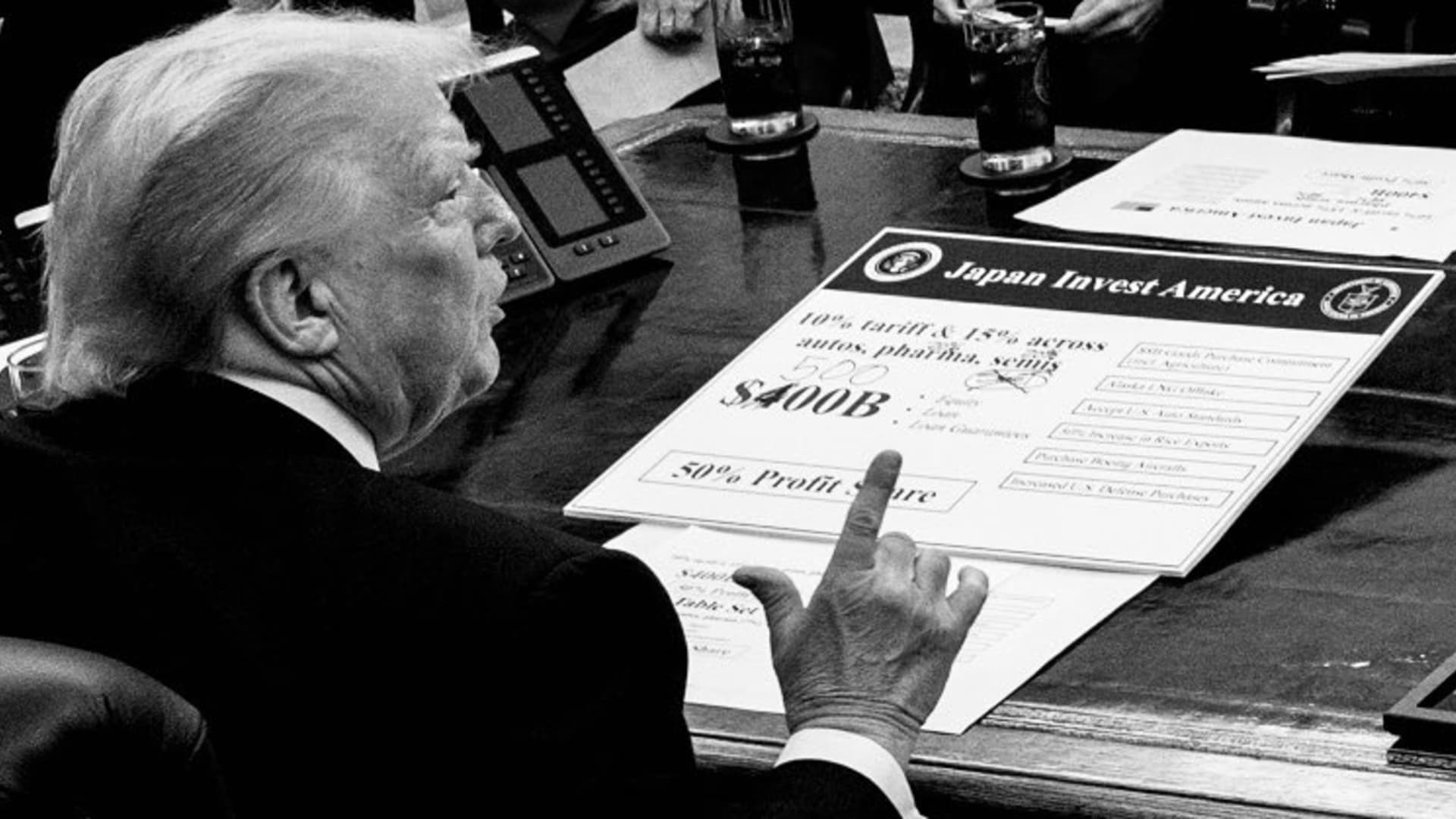 Japan trade deal info on Trump's desk was altered by hand with a marker