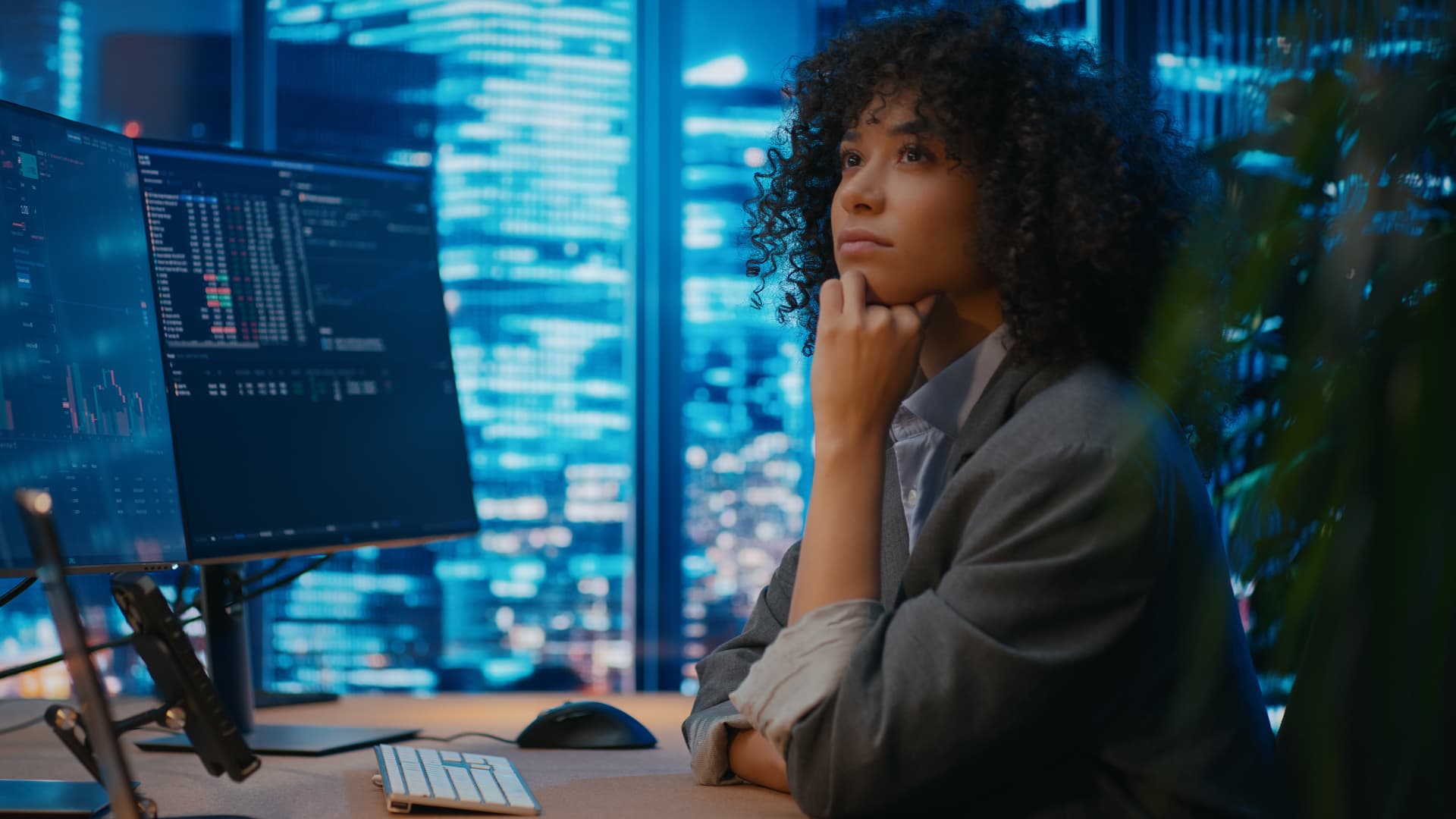 AI won't replace you just yet, Wharton professor says—but it'll be 'a huge concern' for entry-level workers