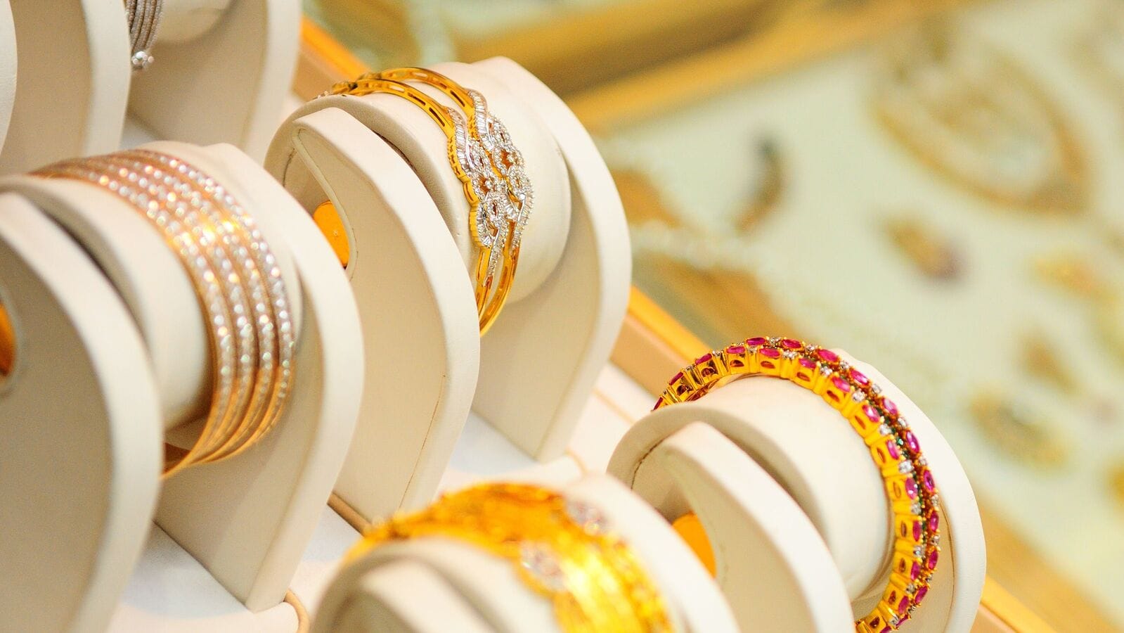 Shanti Gold International IPO: Jewellery maker raises  ₹108 crore from anchor investors ahead of public issue