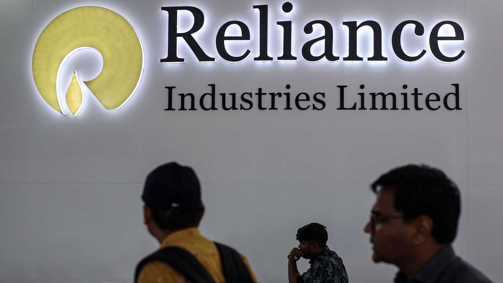 For RIL, a strategic partner for new energy business may be the next catalyst for value unlocking