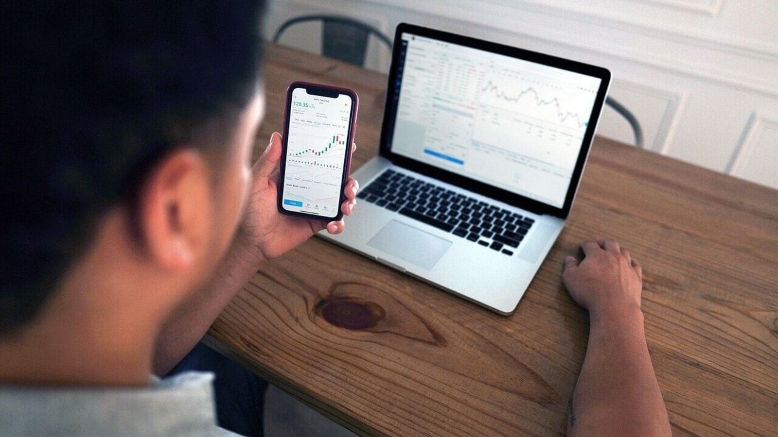 Recommended stocks to buy today, 24 July, by India's leading market experts