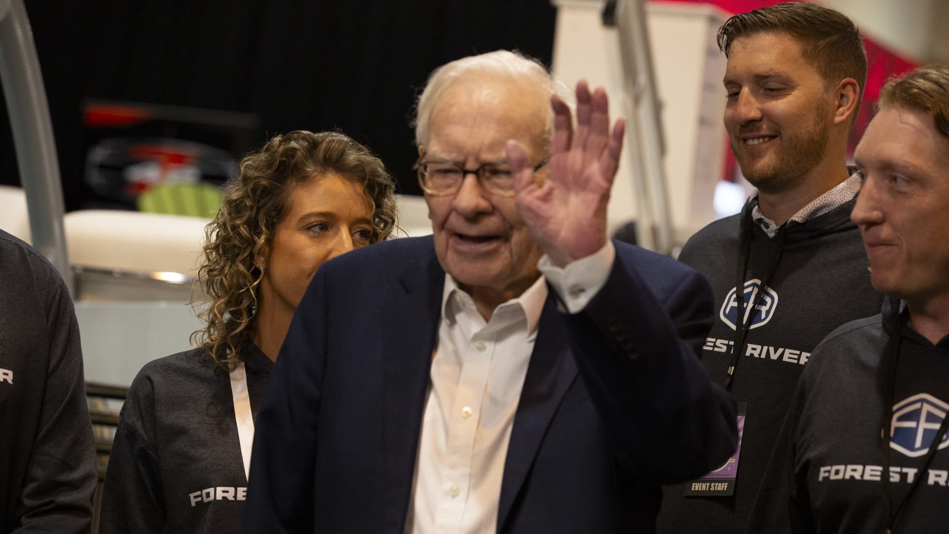 Challenging Buffett: Buying wonderful companies at fair prices isn't more profitable