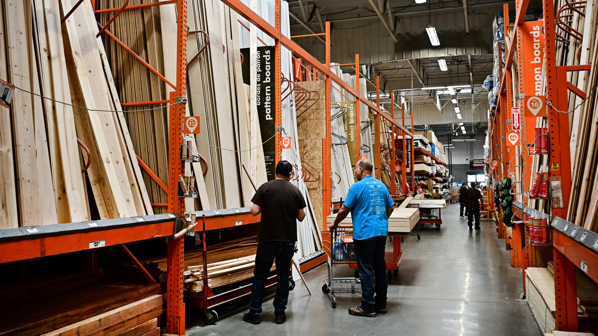 10 things to watch in the stock market Tuesday including Palo Alto and Home Depot earnings