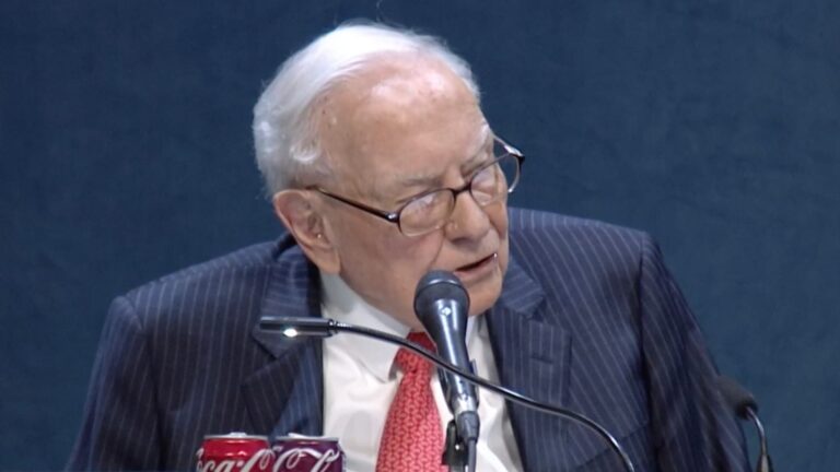 What Wall Street analysts are saying about Berkshire's mixed earnings and rare Kraft Heinz write-down