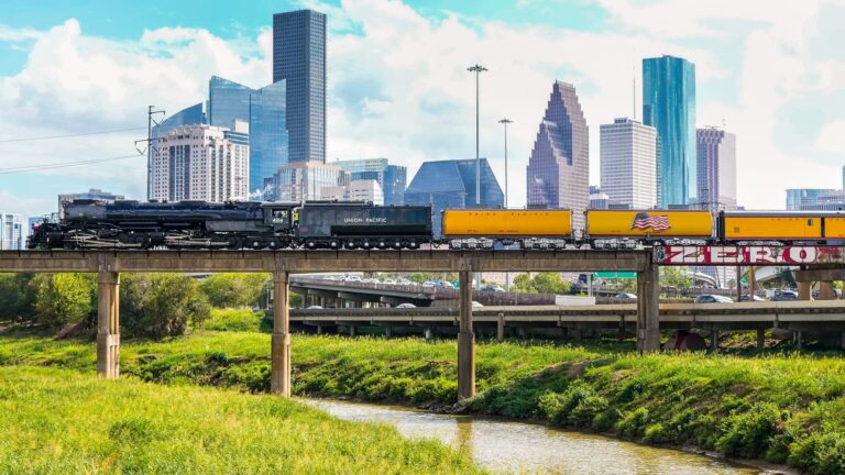From jobs to safety, biggest railroad union fears 'meltdowns' from Union Pacific-Norfolk Southern merger