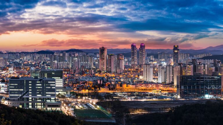 Asia-Pacific markets set to mostly open higher as investors await details of U.S.-Ukraine talks