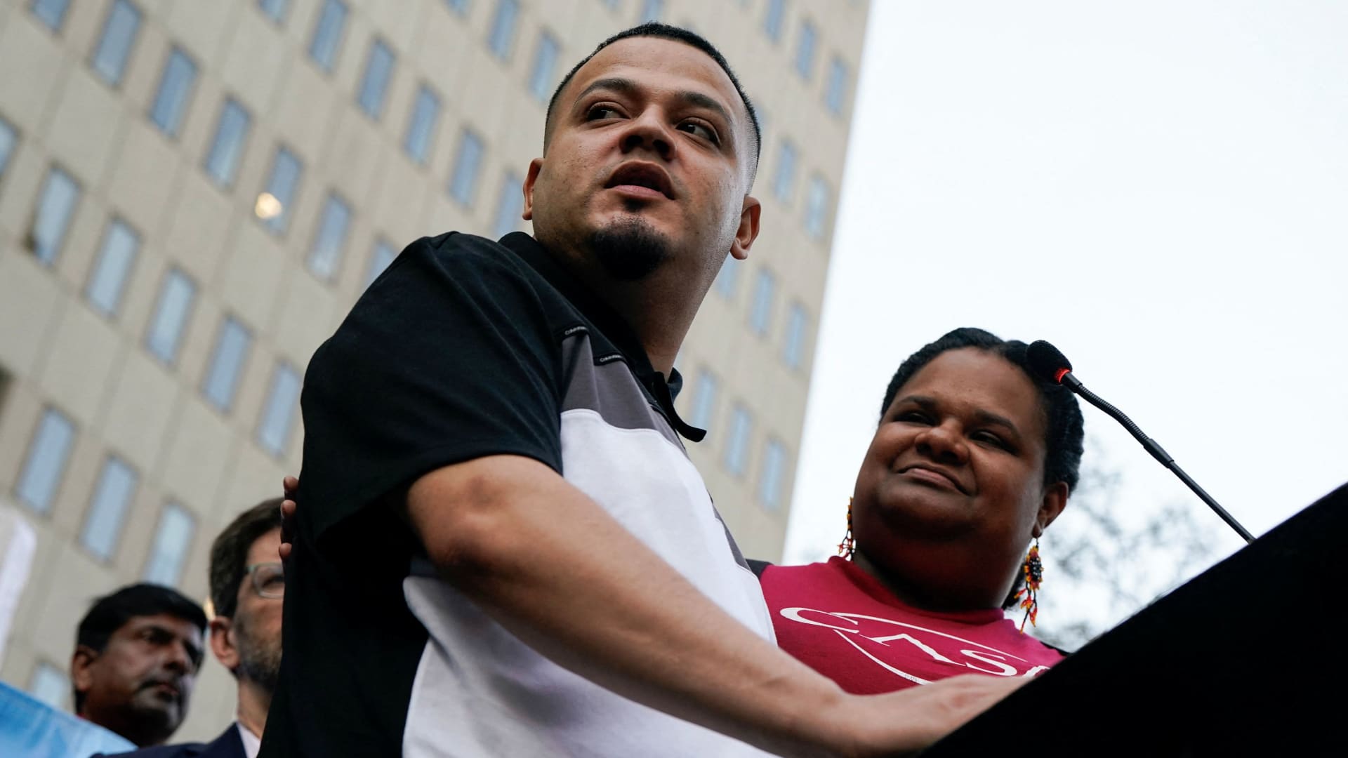 Kilmar Abrego Garcia taken into ICE custody at appointment
