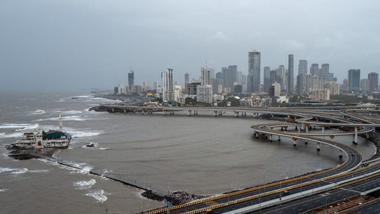 India's economy grows faster-than-expected at 7.8% in the June quarter