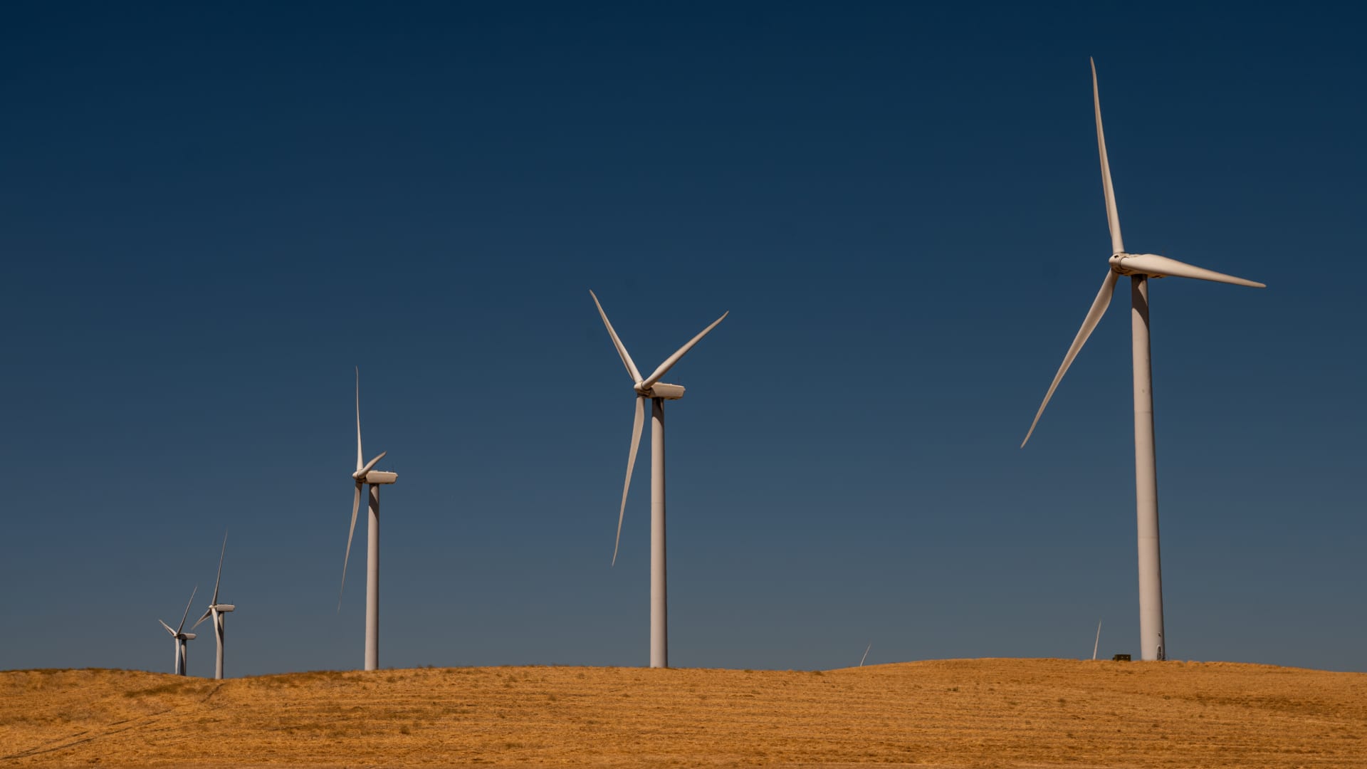 Trump administration cancels $679 million for offshore wind projects