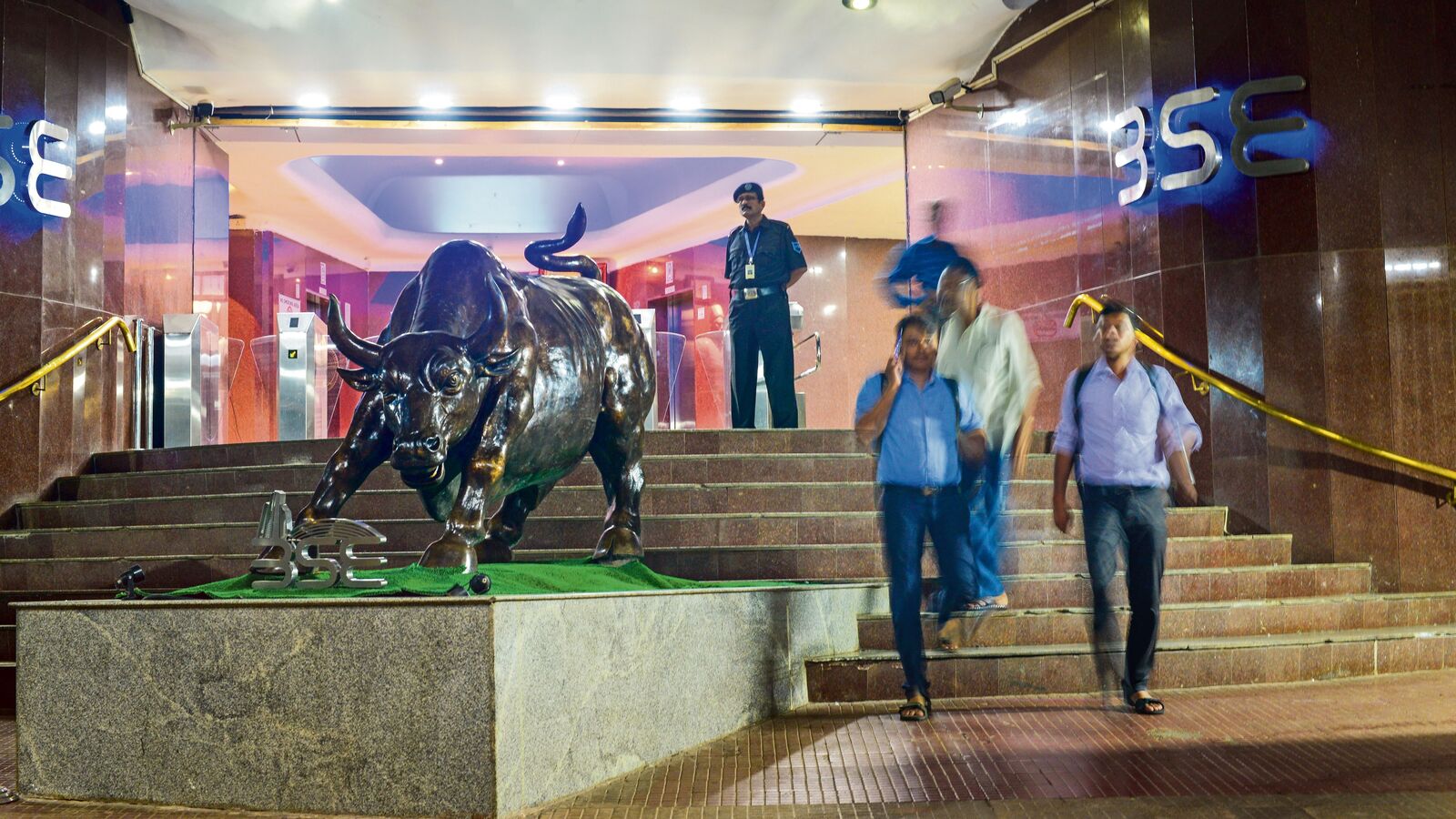 Stock market this week: Top gainers and losers driving Nifty, Sensex volatility