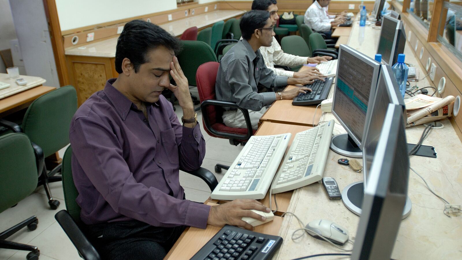 Top Gainers & Losers on August 26: Vodafone Idea, Swan Energy, Ceat, Atul, Vedanta among top losers today | Stock Market News