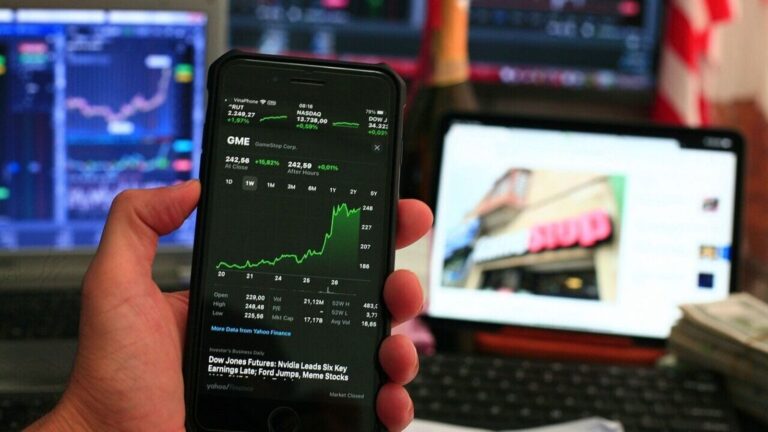 Umiya Mobile shares list at  ₹69 on BSE SME, up 4.55% from IPO price